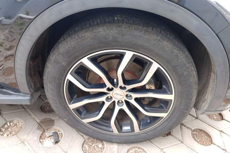 Used Zotye Domy X7 2017 1.8T DCT Prestige Model Right Front Wheel Hub