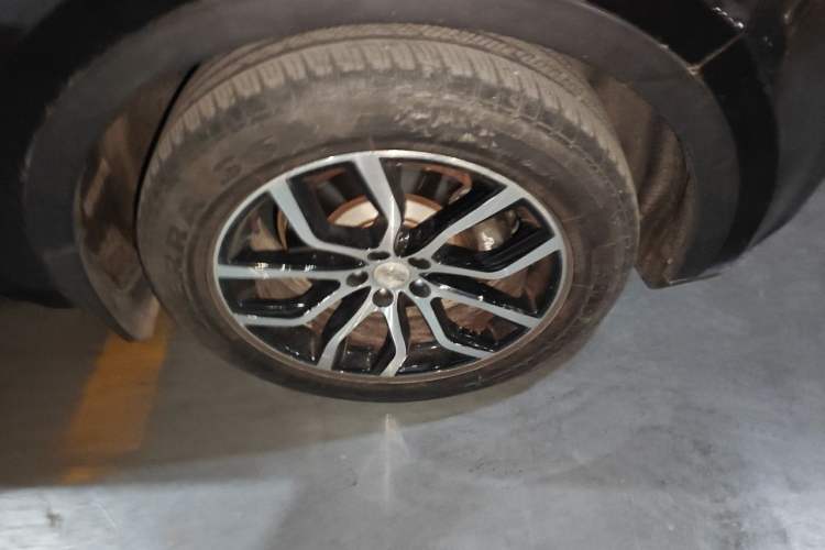Used Zotye Domy X7 2017 1.8T DCT Prestige Model Right Front Wheel Hub