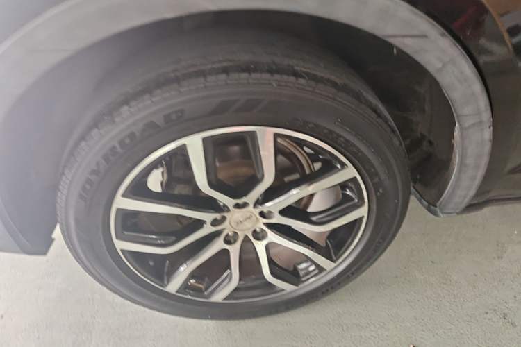 Used Zotye Domy X7 2017 1.8T Manual Luxury Model Right Rear Wheel Hub