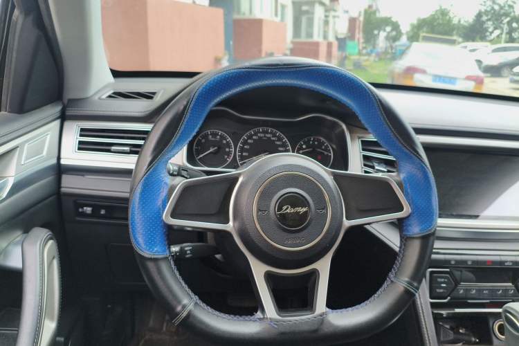 Used Zotye Domy X7 2017 1.8T DCT Luxury Model Steering Wheel