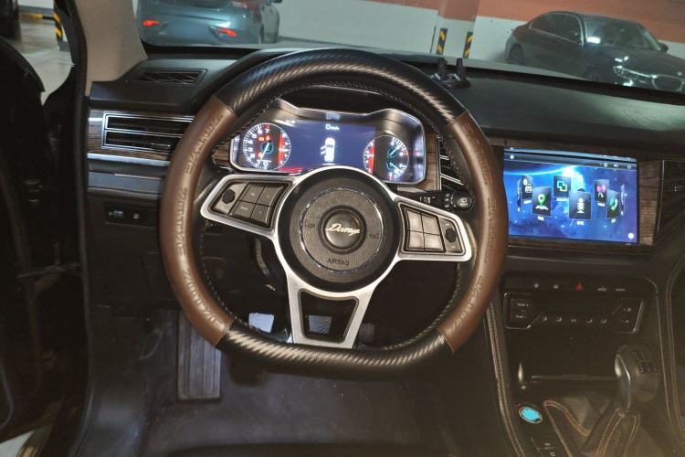 Used Zotye Domy X7 2017 1.8T Manual Luxury Model Steering Wheel