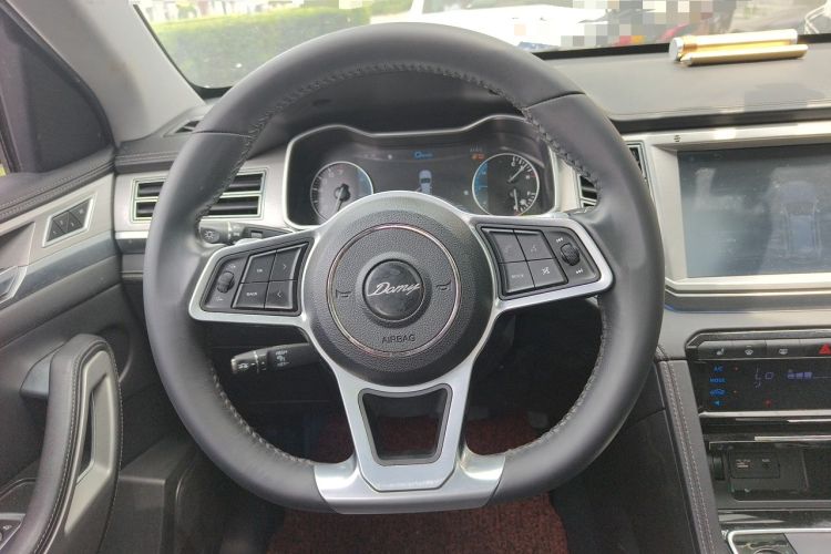 Used Zotye Domy X7 2017 Top-Grade Model 2.0T DCT Tianshan Version Steering Wheel