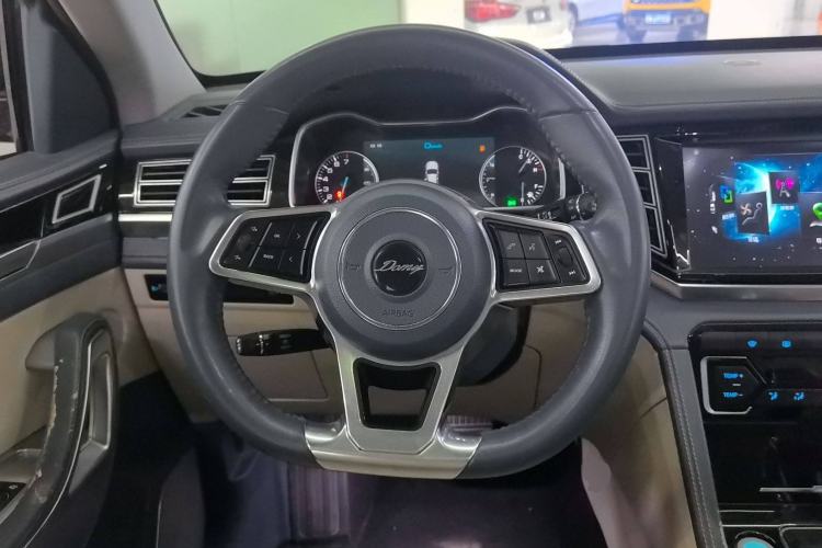 Used Zotye Domy X7 2017 1.8T DCT Prestige Model Steering Wheel