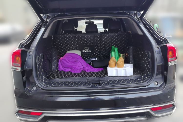 Used Zotye Domy X7 2017 2.0T DCT Flagship Edition Trunk