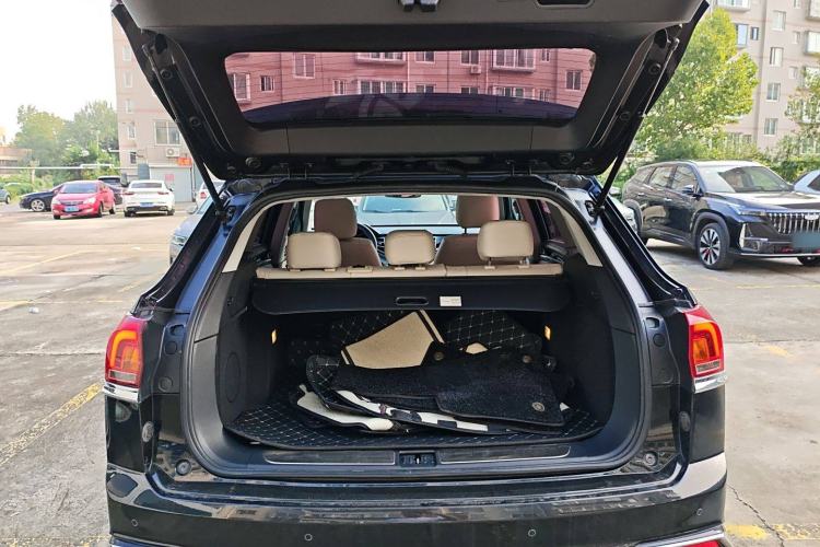 Used Zotye Domy X7 2017 1.8T DCT Prestige Model Trunk