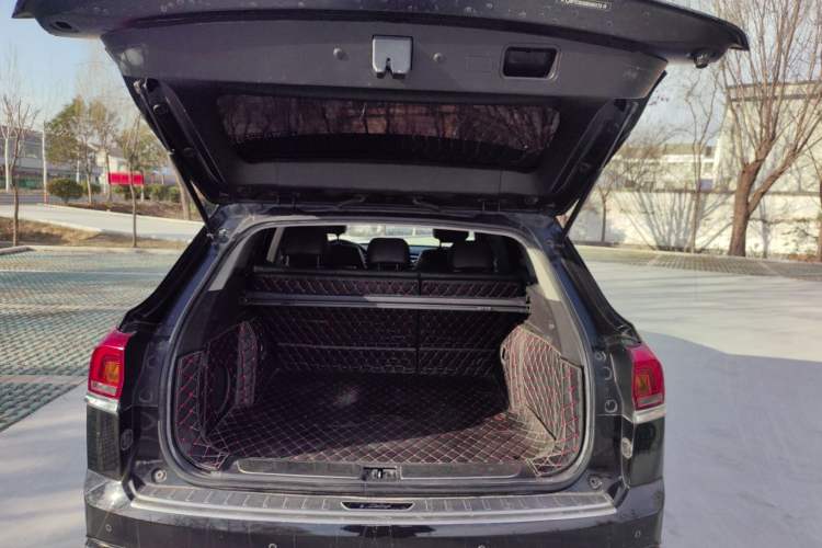 Used Zotye Domy X7 2017 1.8T DCT Luxury Model Trunk