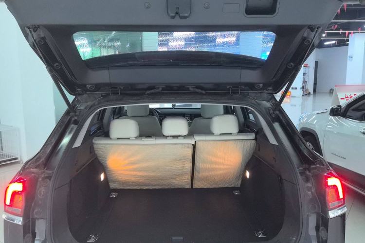 Used Zotye Domy X7 2017 1.8T DCT Prestige Model Trunk
