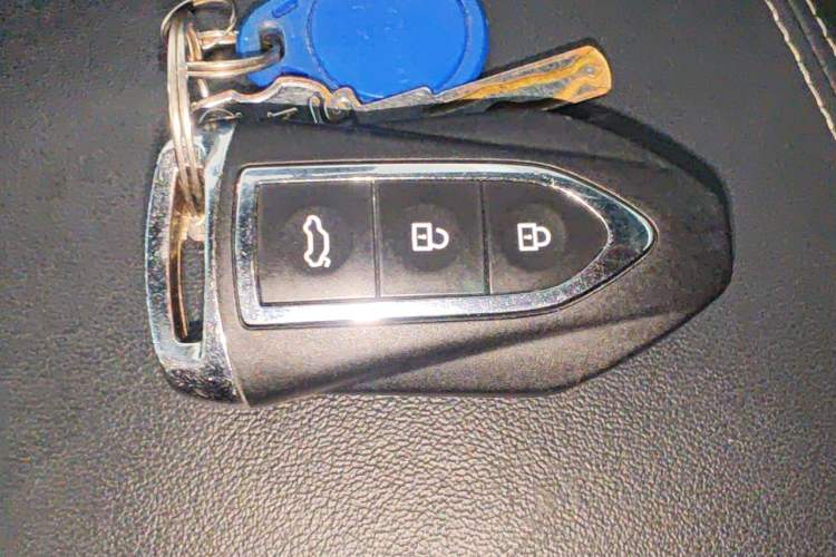 Used Zotye Domy X7 2017 Upgraded Edition 1.8T DCT Huashan Model Vehicle Key