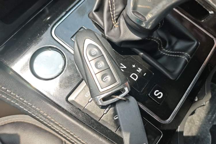 Used Zotye Domy X7 2017 Upgraded Edition 1.8T DCT Huashan Model Vehicle Key