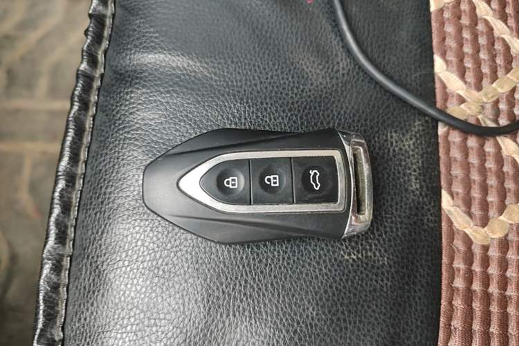 Used Zotye Domy X7 2017 1.5T Manual Luxury Model Vehicle Key