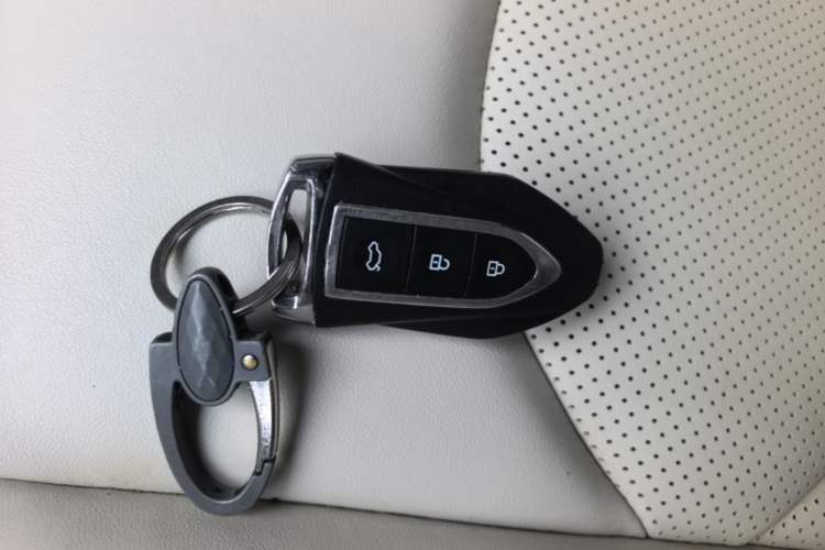 Used Zotye Domy X7 2017 1.8T DCT Prestige Model Vehicle Key