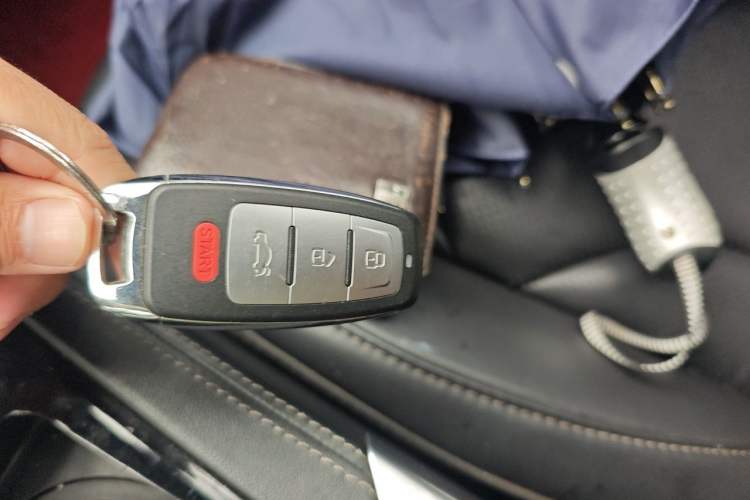 Used Zotye Domy X7 2017 1.8T DCT Prestige Model Vehicle Key