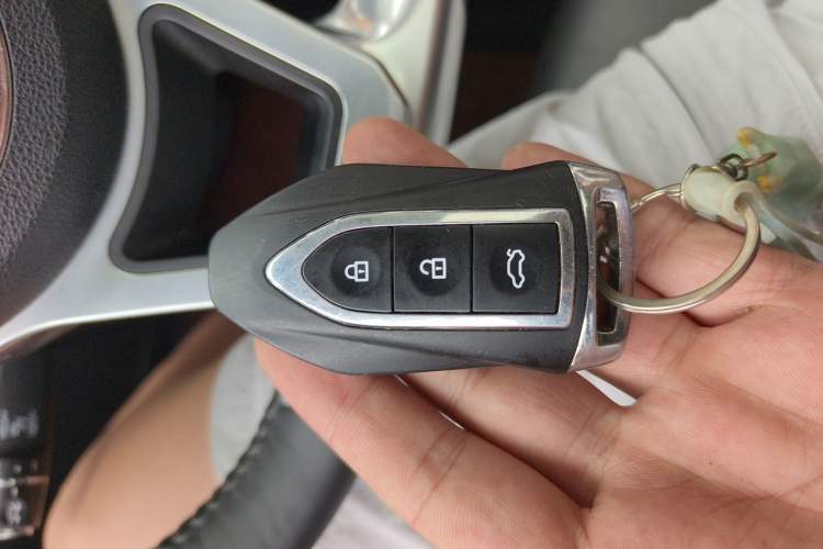 Used Zotye Domy X7 2017 Top-Grade Model 2.0T DCT Tianshan Version Vehicle Key