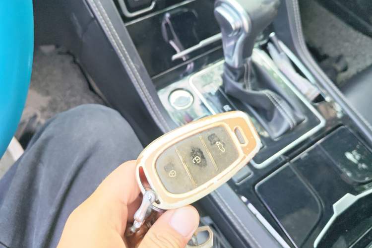 Used Zotye Domy X7 2017 Upgraded Edition 1.8T DCT Huashan Model Vehicle Key