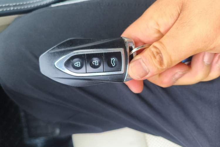 Used Zotye Domy X7 2017 Top-Grade Model 2.0T DCT Tianshan Version Vehicle Key