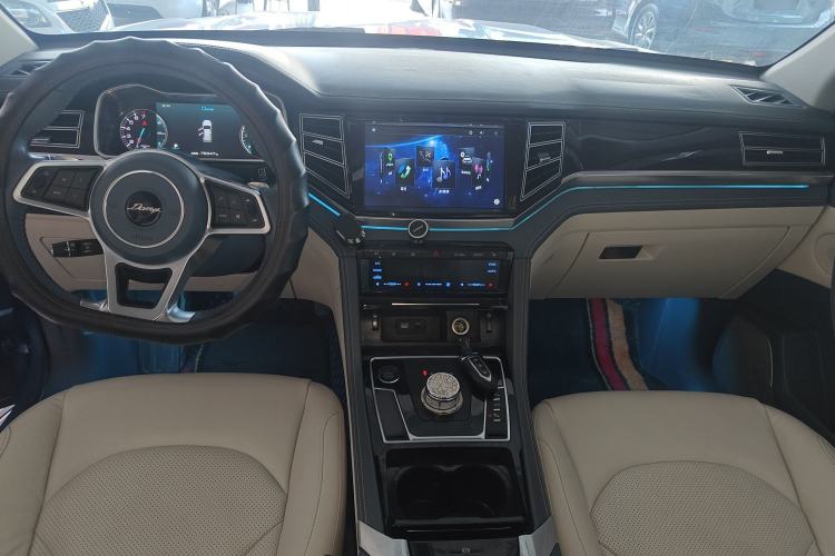 Used Zotye Domy X7 2017 2.0T DCT Ultimate Edition Center Console