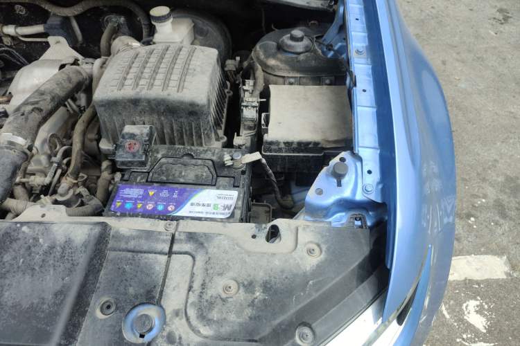 Used Zotye Domy X7 2017 1.8T DCT Prestige Model Engine Bay Left