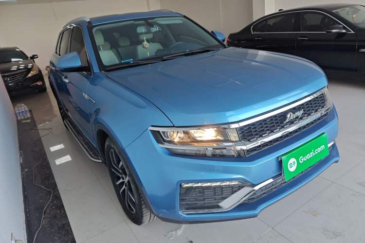 Used Zotye Domy X7 2017 1.8T DCT Luxury Model Exterior 2