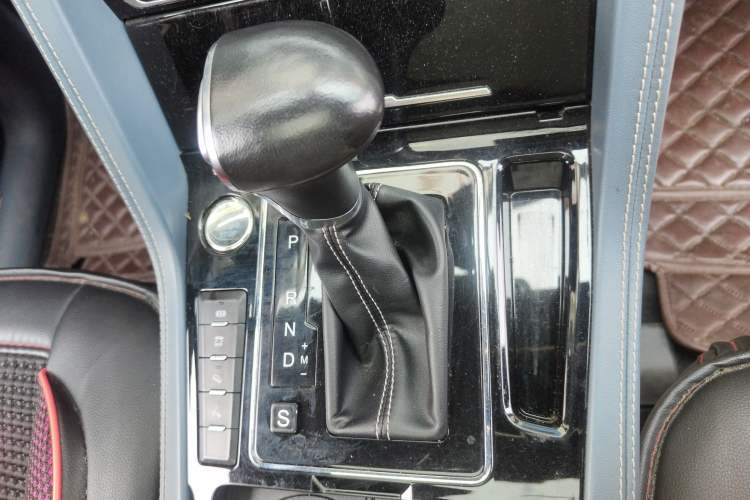 Used Zotye Domy X7 2017 1.8T DCT Prestige Model Gear Lever