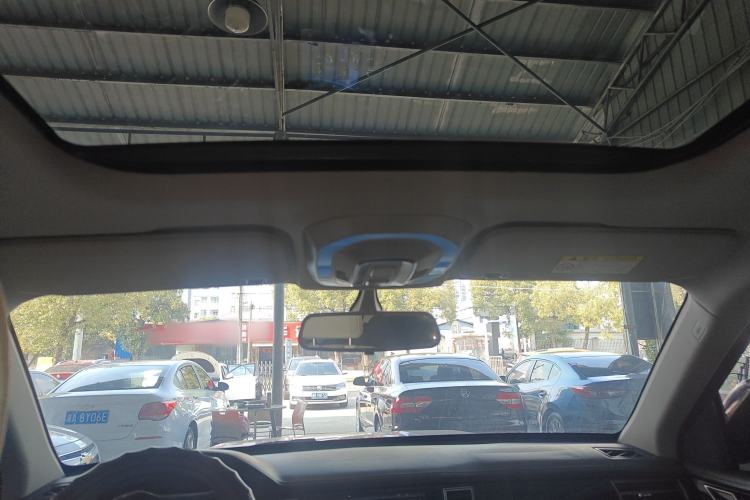 Used Zotye Domy X7 2017 2.0T DCT Ultimate Edition Headliner