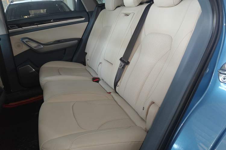 Used Zotye Domy X7 2017 2.0T DCT Ultimate Edition Left Rear Seat