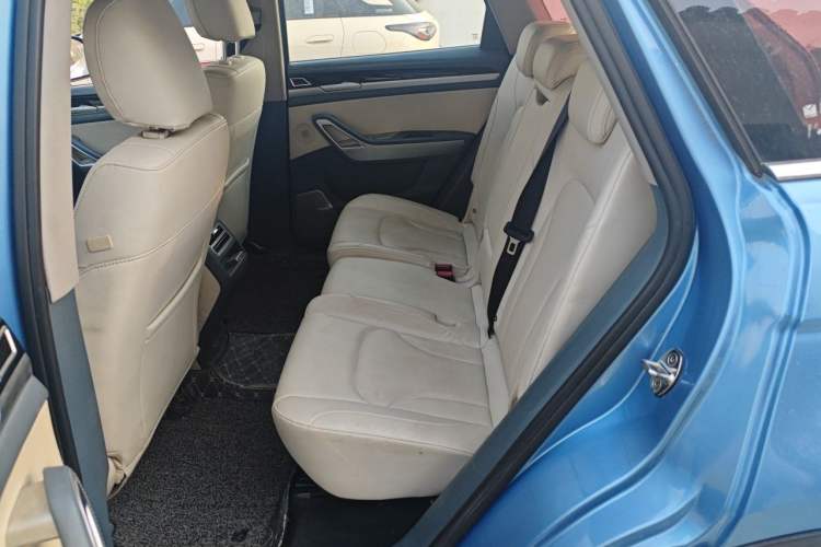 Used Zotye Domy X7 2017 Upgraded Edition 2.0T DCT Huangshan Model 7 Seats Left Rear Seat