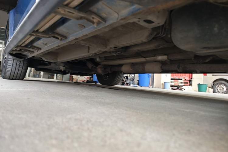 Used Zotye Domy X7 2017 1.8T DCT Prestige Model Left Side Sill