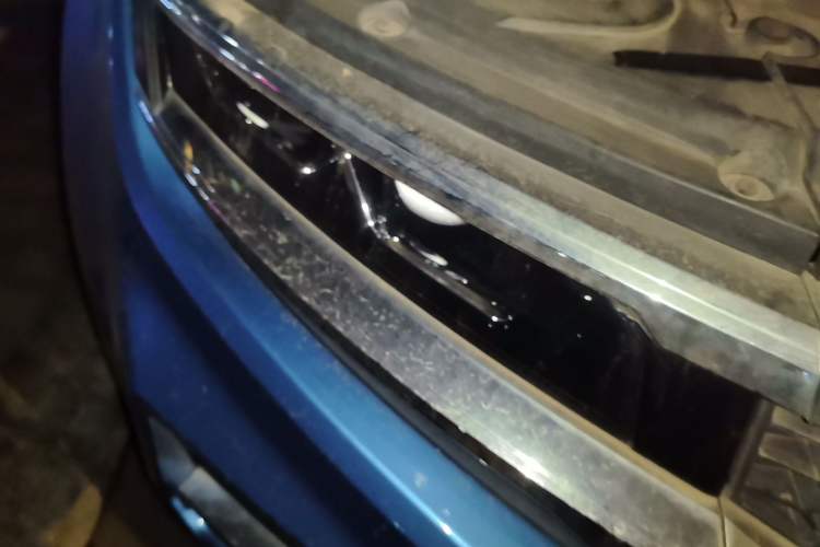 Used Zotye Domy X7 2017 2.0T DCT Ultimate Edition Right Front Headlight