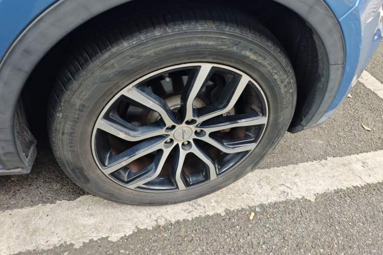 Used Zotye Domy X7 2017 Upgraded Edition 1.8T DCT Huashan Model Right Front Wheel Hub