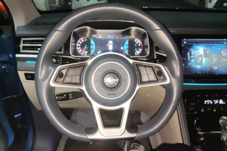 Used Zotye Domy X7 2017 1.8T DCT Prestige Model Steering Wheel