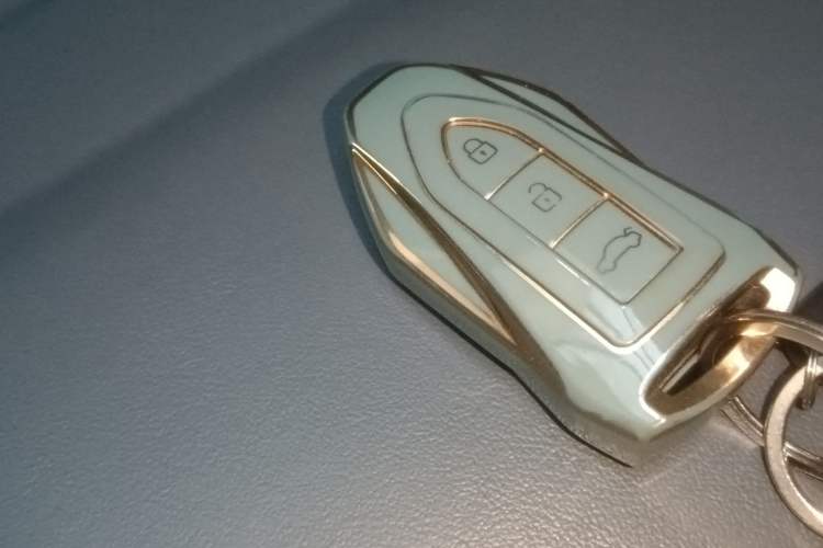Used Zotye Domy X7 2017 1.8T Manual Supreme Model Vehicle Key