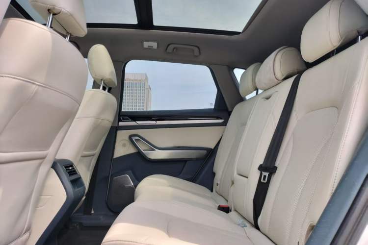 Used Zotye Domy X7 2017 Upgraded Edition 1.8T DCT Huashan Model Interior 3