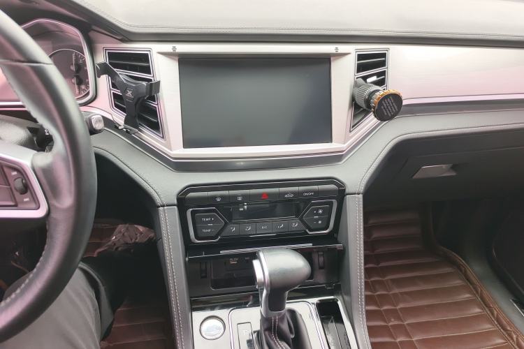 Used Zotye Domy X7 2017 1.8T DCT Prestige Model Audio And AC Panel