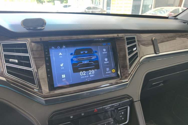 Used Zotye Domy X7 2017 1.8T Manual Luxury Model Audio And AC Panel