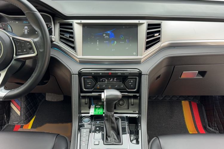 Used Zotye Domy X7 2017 Upgraded Edition 1.8T DCT Huashan Model Audio And AC Panel