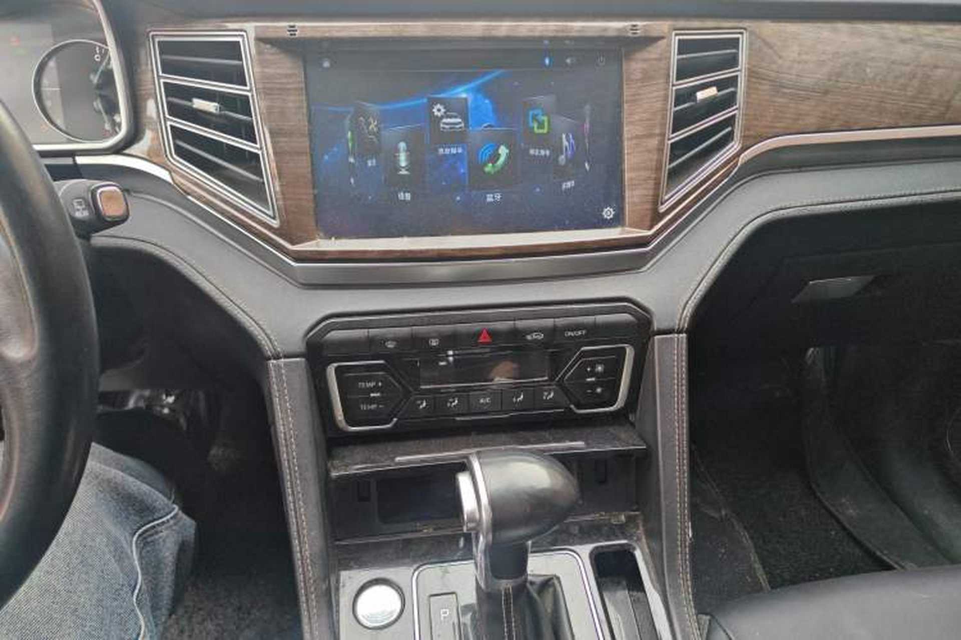 Used Zotye Domy X7 2017 1.8T DCT Prestige Model Audio And AC Panel