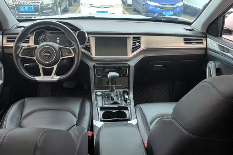 Used Zotye Domy X7 2017 Upgraded Edition 1.8T DCT Huashan Model Center Console