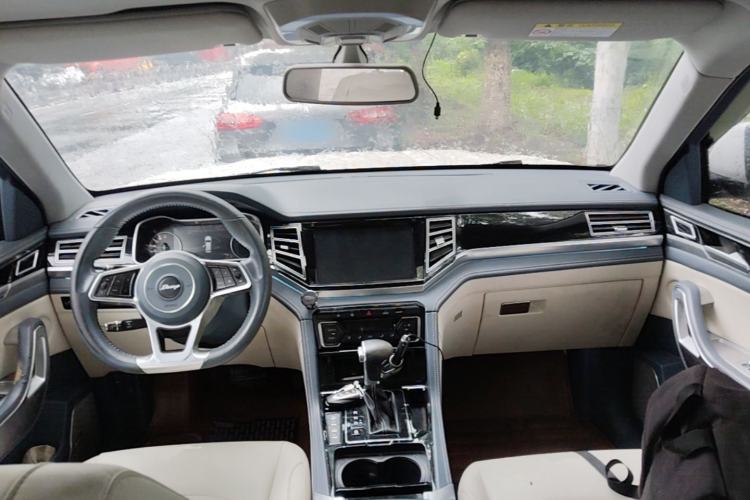 Used Zotye Domy X7 2017 Upgraded Edition 1.8T DCT Huashan Model Center Console
