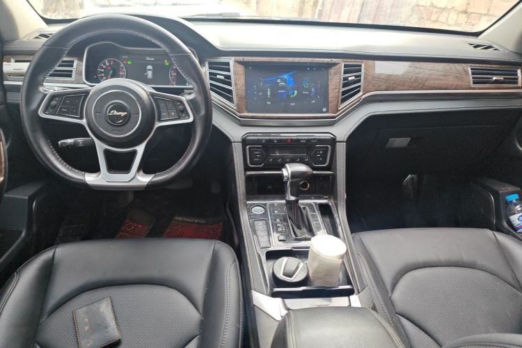 Used Zotye Domy X7 2017 1.8T DCT Prestige Model Center Console