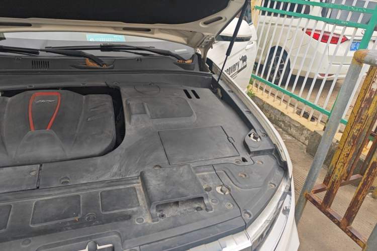 Used Zotye Domy X7 2017 1.8T DCT Prestige Model Engine Bay Left