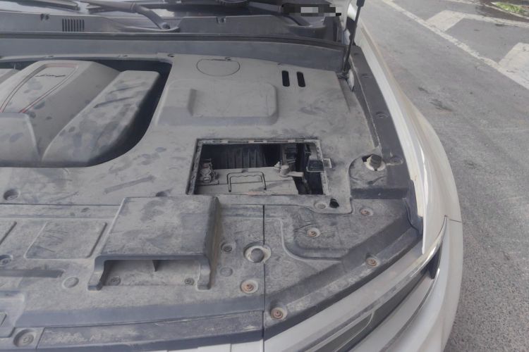 Used Zotye Domy X7 2017 1.8T Manual Luxury Model Engine Bay Left
