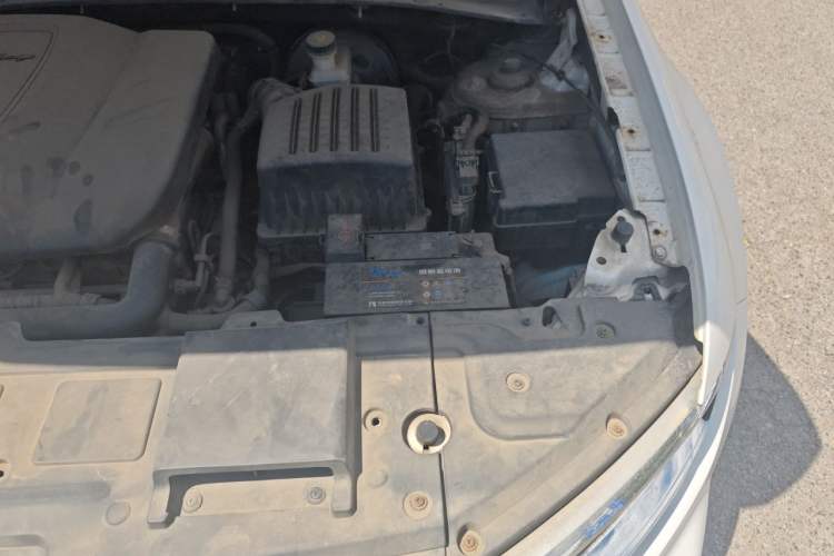 Used Zotye Domy X7 2017 1.8T DCT Prestige Model Engine Bay Left