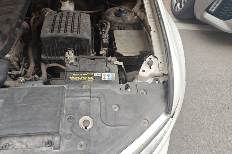 Used Zotye Domy X7 2017 1.8T Manual Luxury Model Engine Bay Left