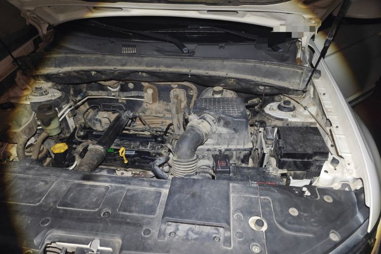 Used Zotye Domy X7 2017 1.5T Manual Elite Version Engine Bay Left