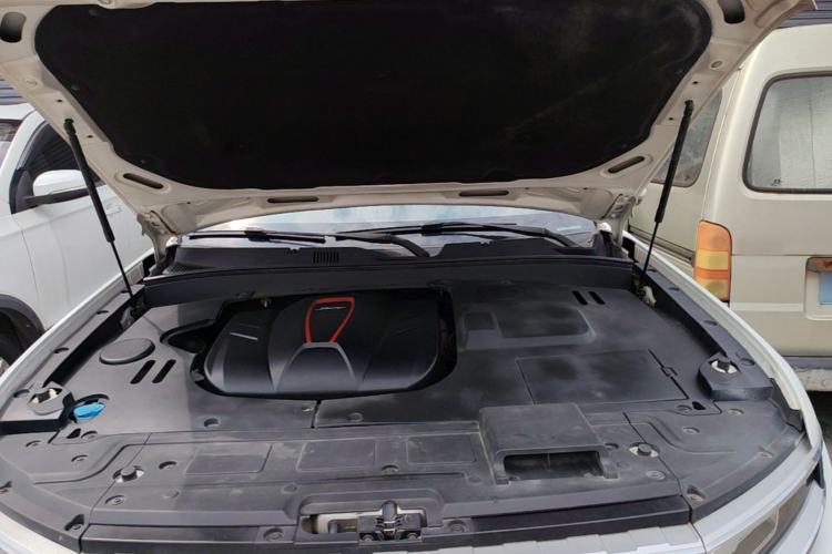 Used Zotye Domy X7 2017 1.8T Manual Luxury Model Engine Bay