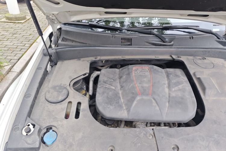Used Zotye Domy X7 2017 1.5T Manual Elite Version Engine Bay Right