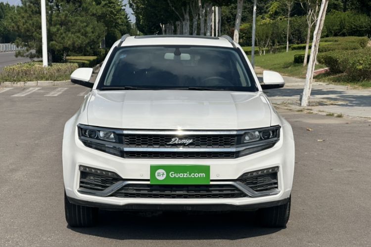 Used Zotye Domy X7 2017 1.8T Manual Luxury Model Exterior 1