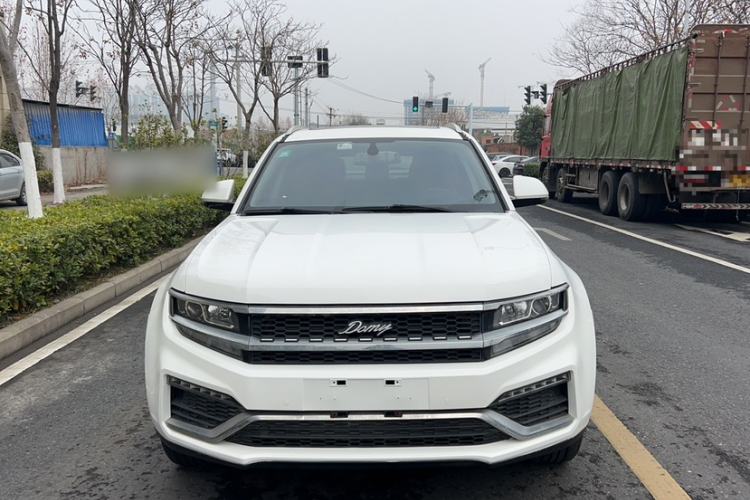 Used Zotye Domy X7 2017 1.8T Manual Luxury Model Exterior 2