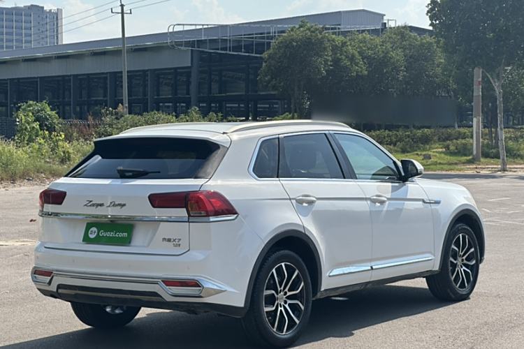 Used Zotye Domy X7 2017 1.8T Manual Luxury Model Exterior 3