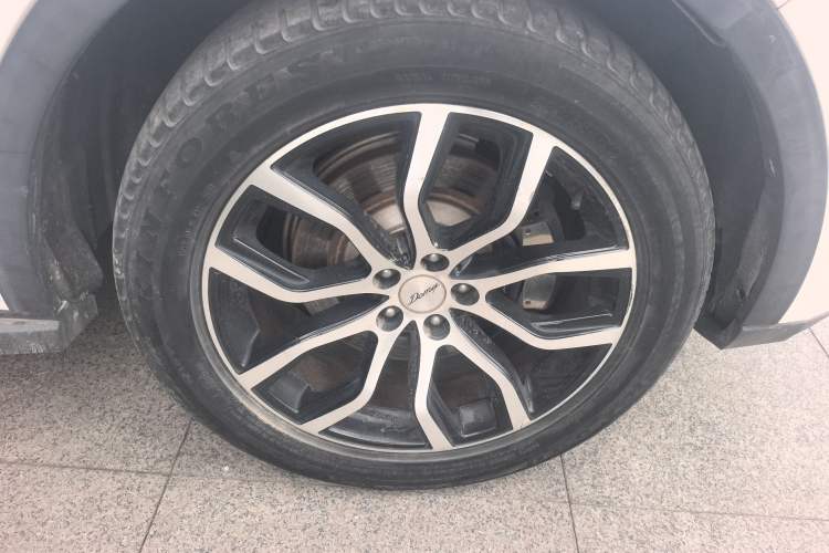 Used Zotye Domy X7 2017 1.8T DCT Prestige Model Exterior 7